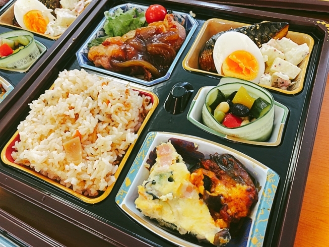 「こんなお弁当もやってます(^^)」