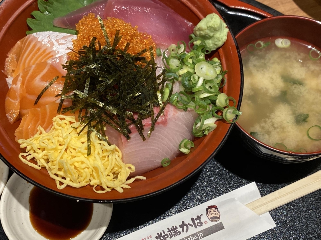 海鮮丼 / 炉端かば　松江駅前店