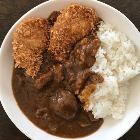 「ガツン！！カレーでも食べて気分を変えよう♪」