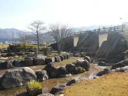 「黒部市宇奈月町下立地区水環境施設」田んぼに囲まれた自然豊かな公園で、おもいっきり遊ぼう！