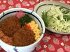 「本日のAランチは 三色丼 たれヒレカツ 炒り卵 鮭フレーク」
