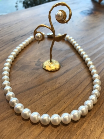 「真珠のネックレス」