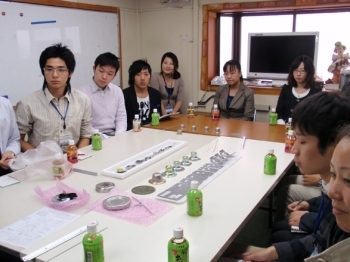 お二人の応答に研修生は熱心にききいっていました。