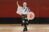「人々の幸せを願って行うお祭りの曲 “ 江戸っ子神輿 ”・・・　相松です！　高住センターから、相松の年始のご挨拶です。」