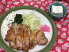 「本日のAランチは ローストチキンです。」