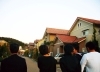 ここは「阪急彩都ガーデンビレッジあさぎ」<br>このプロジェクトも、阪急グループと三好先生の事務所であるPPIが取り組んだ戸建住宅街区です。おしゃれな戸建て住宅がいっぱい!!O(≧▽≦)O