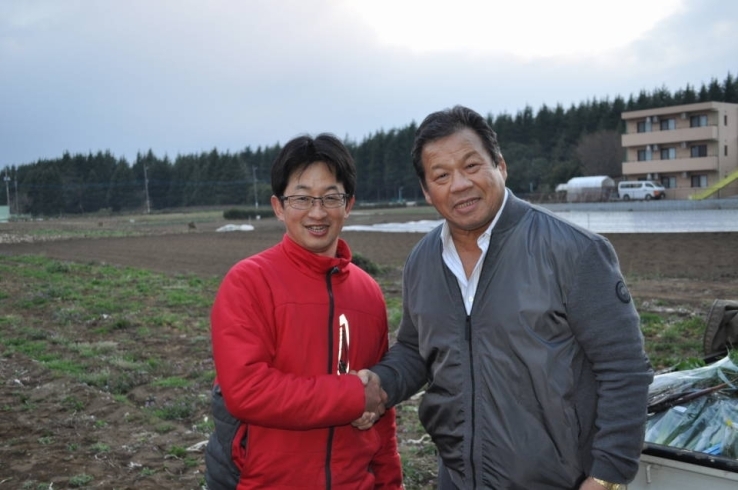 「☆カラフル野菜の小山農園に藤波辰爾さん来園☆」