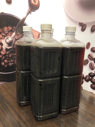 「市川駅南口すぐ【グリーン珈琲焙煎所】ボトル入りCOLD  BREW（水出しアイスコーヒー1ℓ） オススメです。作りたてをご用意します、御予約ください♬」