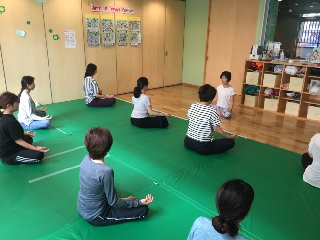 「産後ママのヨガレッスン盛況でした！IN 　コンパス幼保園」