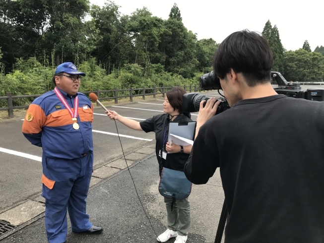 「地元取材中」