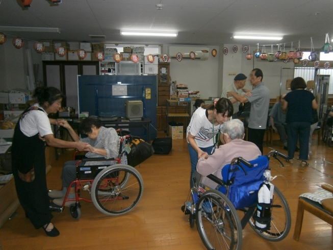 「ひまわりさんが来て下さいました♪　交野市　小林診療所　デイサービス　有料老人ホーム」