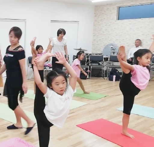 「三島市ダンス　親子型体操クラス」