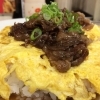 辛くない激辛商店街を食す　ちどりの大悟が絶賛する牛肉玉子飯