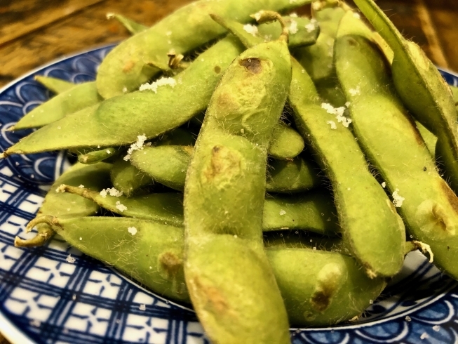 「香ばしさも美味しさです！無農薬有機野菜の枝豆をじっくり蒸し焼きで絶品に！」