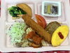 「本日のAランチは 和洋中バラエティプレートランチ」