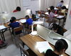 宮本教室。学年・科目に関係なく一緒に勉強しています「中3生が頑張っています！」