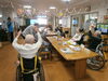 デイサービスでの食事前の体操「立冬　　交野市　デイサービス　老人ホーム　小林診療所」