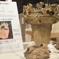 秋の企画展「渦巻きと火焔の縄文土器‐あさひの縄文時代－展」 開催中