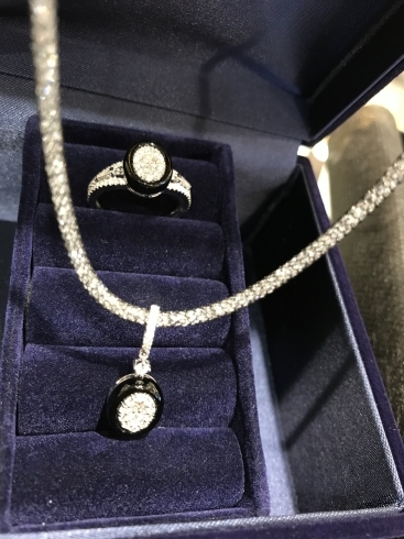 ダイヤモンドとオニキスのリング&ネックレス「先日のジュエリーフェアでの品」
