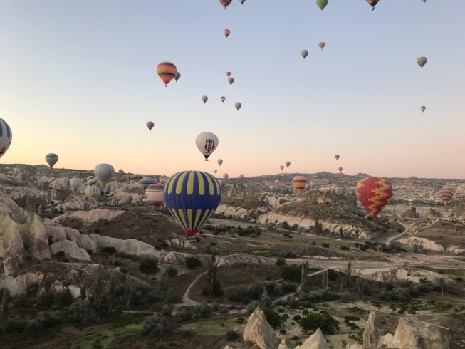 Hot air balloons (Turkey)「★生徒さんの旅行記紹介【蘇我駅近くの英会話教室】043-209-2310」