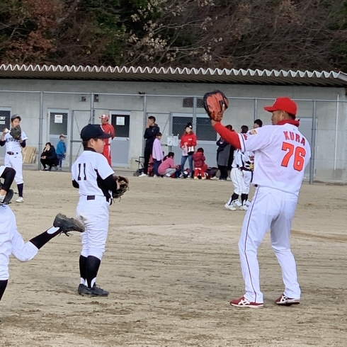 キャッチボール　倉コーチ「凄い！(*ﾟДﾟ艸)ラッキーボーイ」