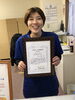 認定書を携え、やる気マンマンの松井先生∑(ﾟДﾟ)「美容鍼灸師❗️　松井美奈先生❤️(※追記あり)」
