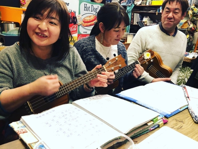 「今年のレッスンすべて終了♫ フラダンス ウクレレ メンバー募集 市川市 南行徳 船橋市 江戸川区 初心者ok お子様連れok 」