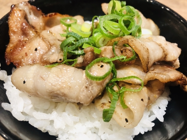 豚塩丼！「隠れ人気メニュー　豚塩丼（ぶたしおどん）」