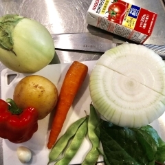 夏野菜のトマト煮　素麺の冷製パスタ仕立て