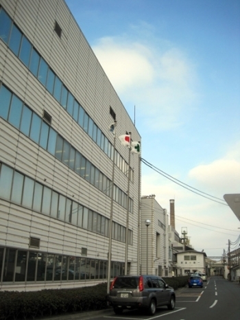 東洋ガラス株式会社川崎工場は、川崎区夜光にあります。<br>