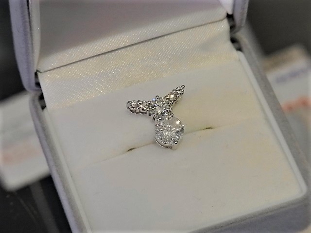 「PT900 D1.000ct/0.352ct/014ct ダイヤモンド ネックレストップ 高価買取 千葉 稲毛」