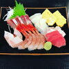 刺身の盛り合わせ「2月2日は「交番設置記念日」漁協⚓の食堂でお魚ランチはいかがですか？(*^ω^*)本日のおすすめmenu✨刺身定食……¥1,500- (マグロ、ぶり、イカ、スズキ、南蛮エビ)です。」