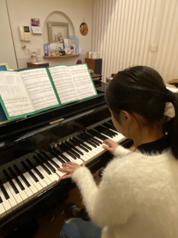 「卒業式の伴奏者決定（伊奈町 ピアノ  バイオリン リトミック教室)」