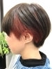 「#ショートスタイル　#インナーカラー」