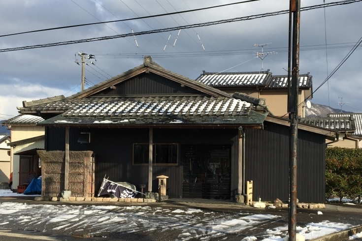 営業時間中は「のぼり」が出ています！「胎内市にも新しいラーメン店！？　「白夢」さんなるお店がオープンしていた！」