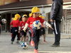 サッカーで夢中になる子供たち「江戸川幼稚園のASAサッカークラブ★園庭でのびのびボールあそび！」