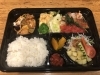 チキンの香草焼き弁当「本日もテイクアウトやってます」