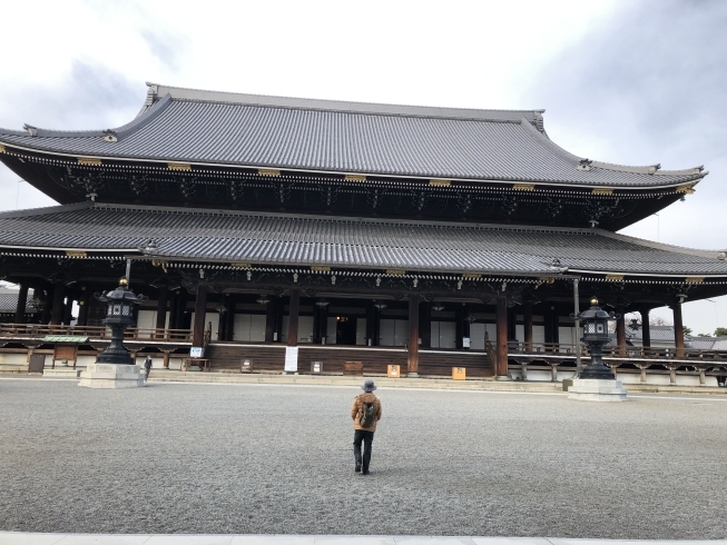 人のいない本願寺「コロナの影響で観光地はがらがらです」