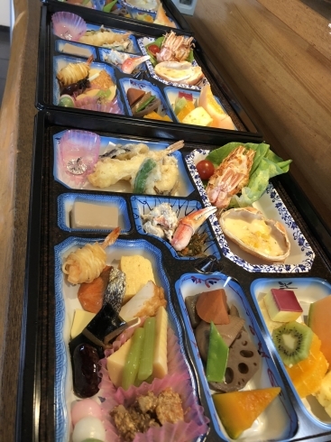 お持ち帰り四季折々弁当。薬園台にご配達しました。「［船橋 仕出し 法事 慶事 ］すっぽん・すき焼き・しゃぶしゃぶ」