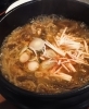 「とん家”（が）のおすすめランチメニュー　本日は「ユッケジャンうどん」」