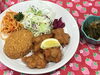 「本日のAランチは　とりからとフライです。」