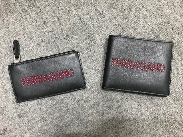 「フェラガモ　レザー　財布　パスケース　を買取しました【おたからや 横須賀中央店】」