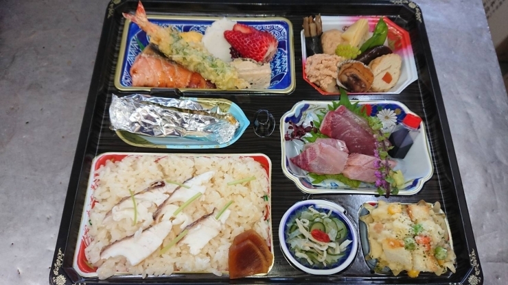 おかずもたっぷり鯛めし弁当 【2,160円】「鯛めし弁当始めました！」