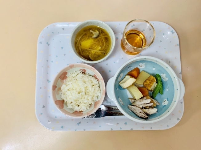 「今日の給食(谷史季保育園)6月9日」