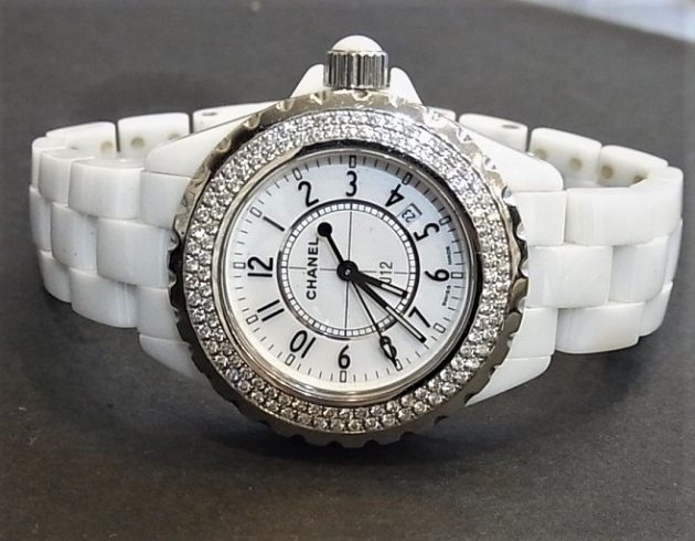 「シャネル J12 ダイヤベゼル H0967 ホワイトセラミック レディース腕時計 高価買取 稲毛」