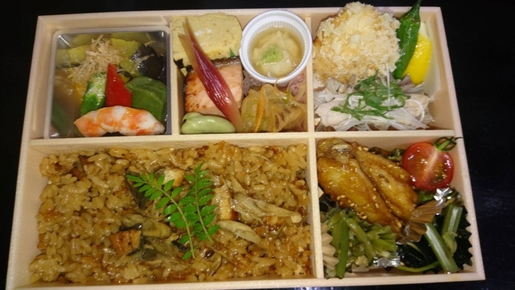 華やぎ弁当¥1600「華やぎ弁当」