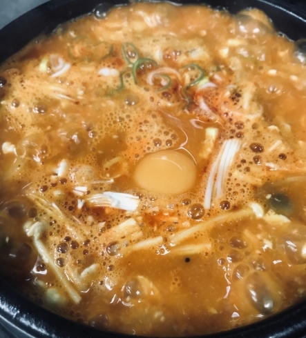 「とん家”のおすすめランチメニュー　本日は「スンドゥブラーメン」」