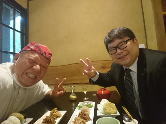 「幸福の伝道師高田さんと一緒にランチ～(^○^)‼️。」