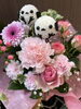 動物アレンジM（シマエナガ）「え！！早割は5/3(水)まで！？【恵庭/花屋/母の日/北海道/花束/アレンジ/カーネーション】」