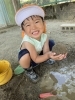 泥団子の完成☆「夏休みの保育は最終日です！今日も快晴の中、楽しむ子ども達☆２１日(月)から塩川幼稚園２学期がはじまります♪」